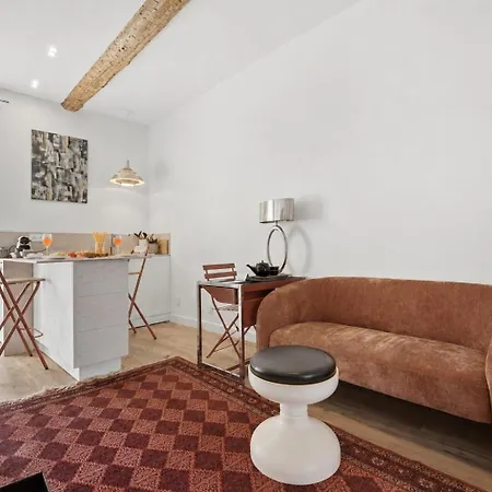 Le Vintage - Avec Balcon Au Coeur Du Vieil Apartment Antibes