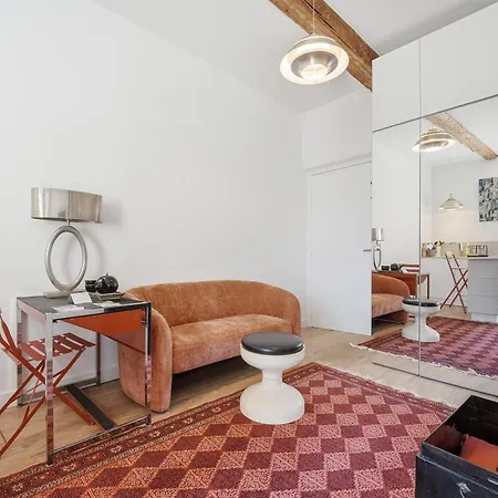Le Vintage - Avec Balcon Au Cœur Du Vieil Appartement Antibes